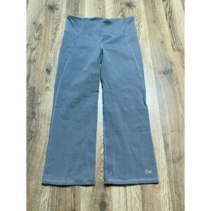 In Love Yoga Pants Womens Medium Gray Cropped Split Hem Athletic Leggings